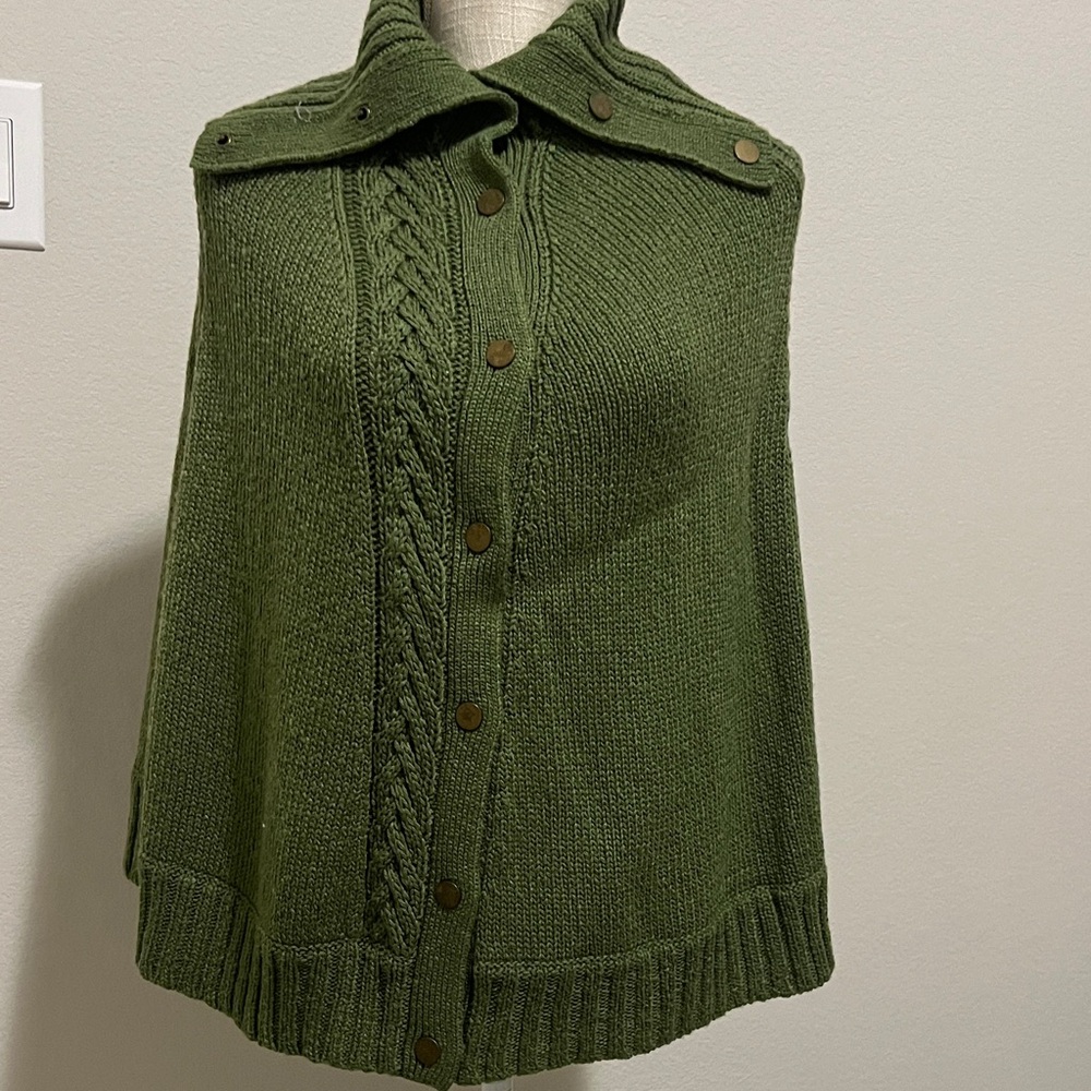 Talbots Cable-Knit Cape / Poncho – Green